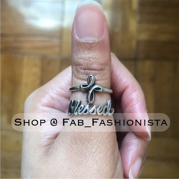 James Avery petite cross ring retired size 5.25 - Picture 7 of 8